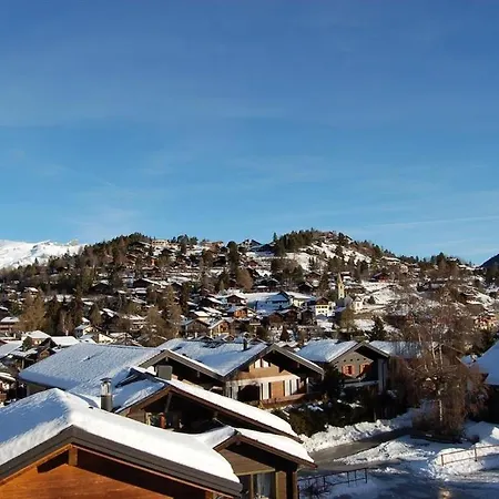 Katver 72, Joli Avec Balcon, Proche Du Centre Du Village *