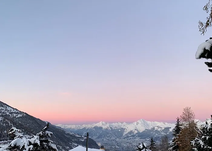 Katver 72, Joli Avec Balcon, Proche Du Centre Du Village